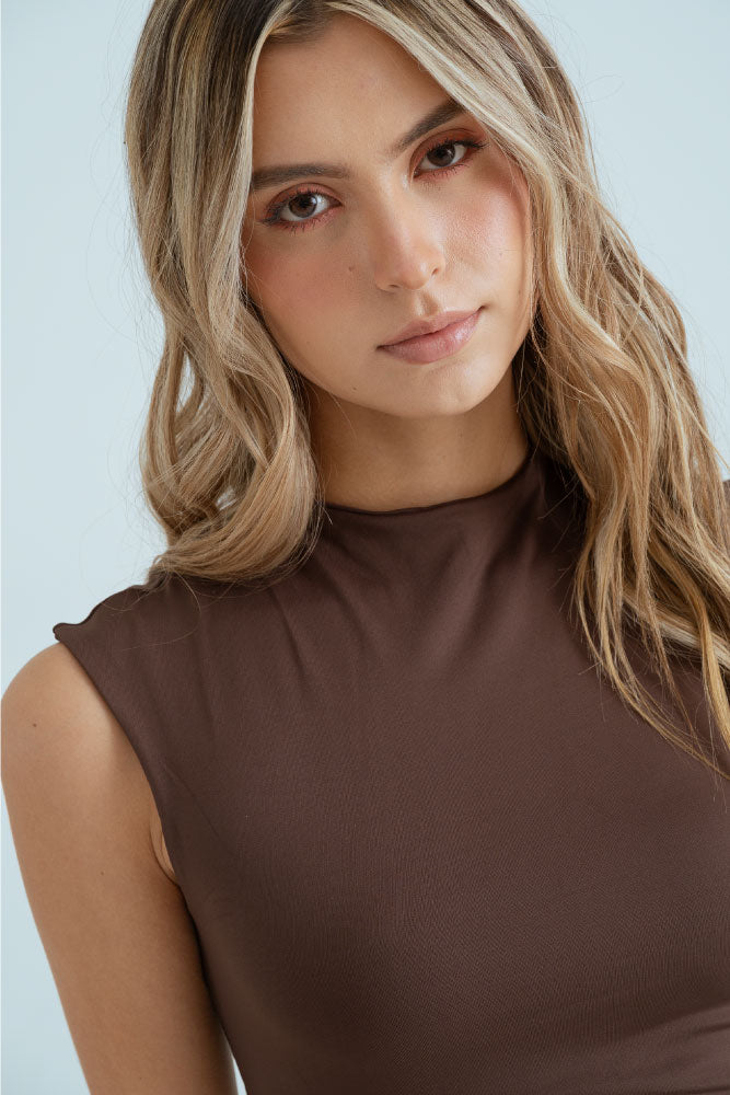 TOP CUELLO ALTO