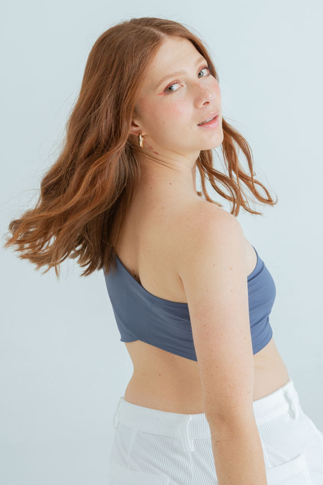 CROP TOP ASIMETRICO MACA