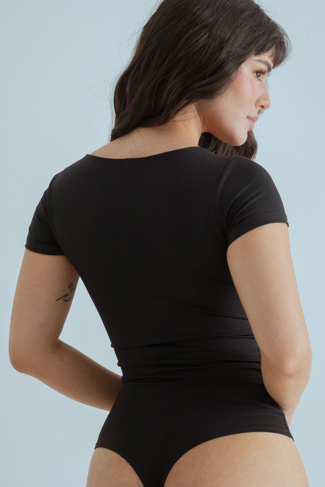 BODY ANTONIETA