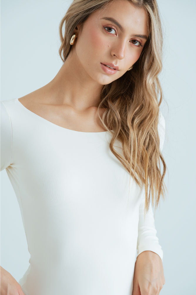 BODY LIA ESCOTE ESPALDA