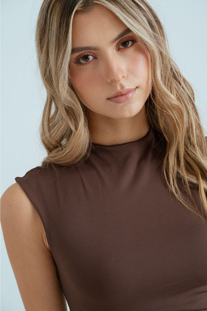 TOP CUELLO ALTO