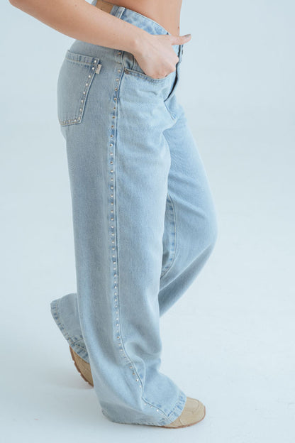 JEANS TACHES